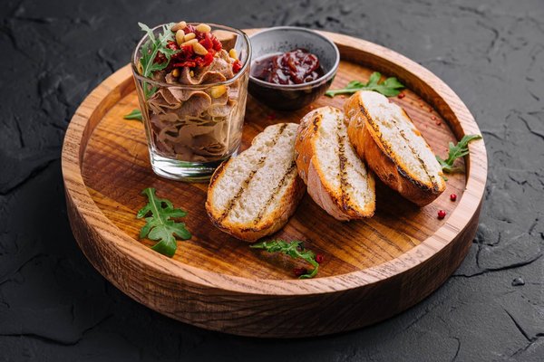 Comment faire des confitures sans sucre ajouté en utilisant des fruits de saison ?